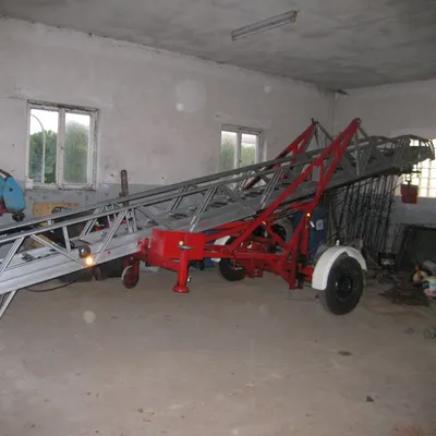 al18_garage.jpg